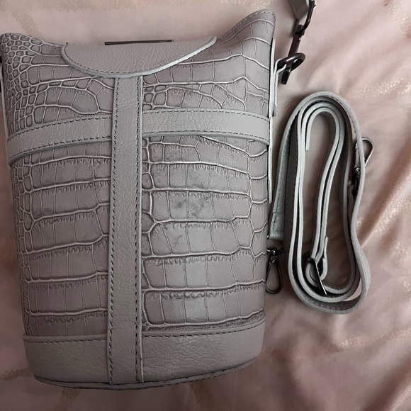 Valentina Fiore bucket bag - Picture 2 of 4